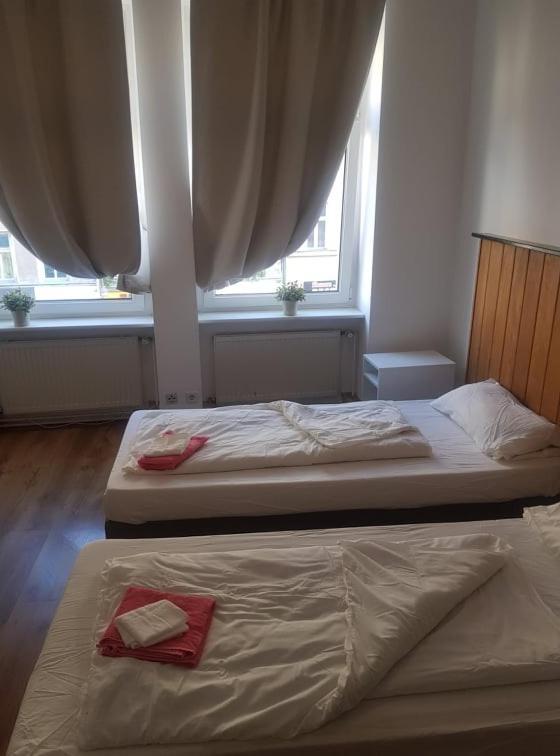 Karl-marx-hostel *
